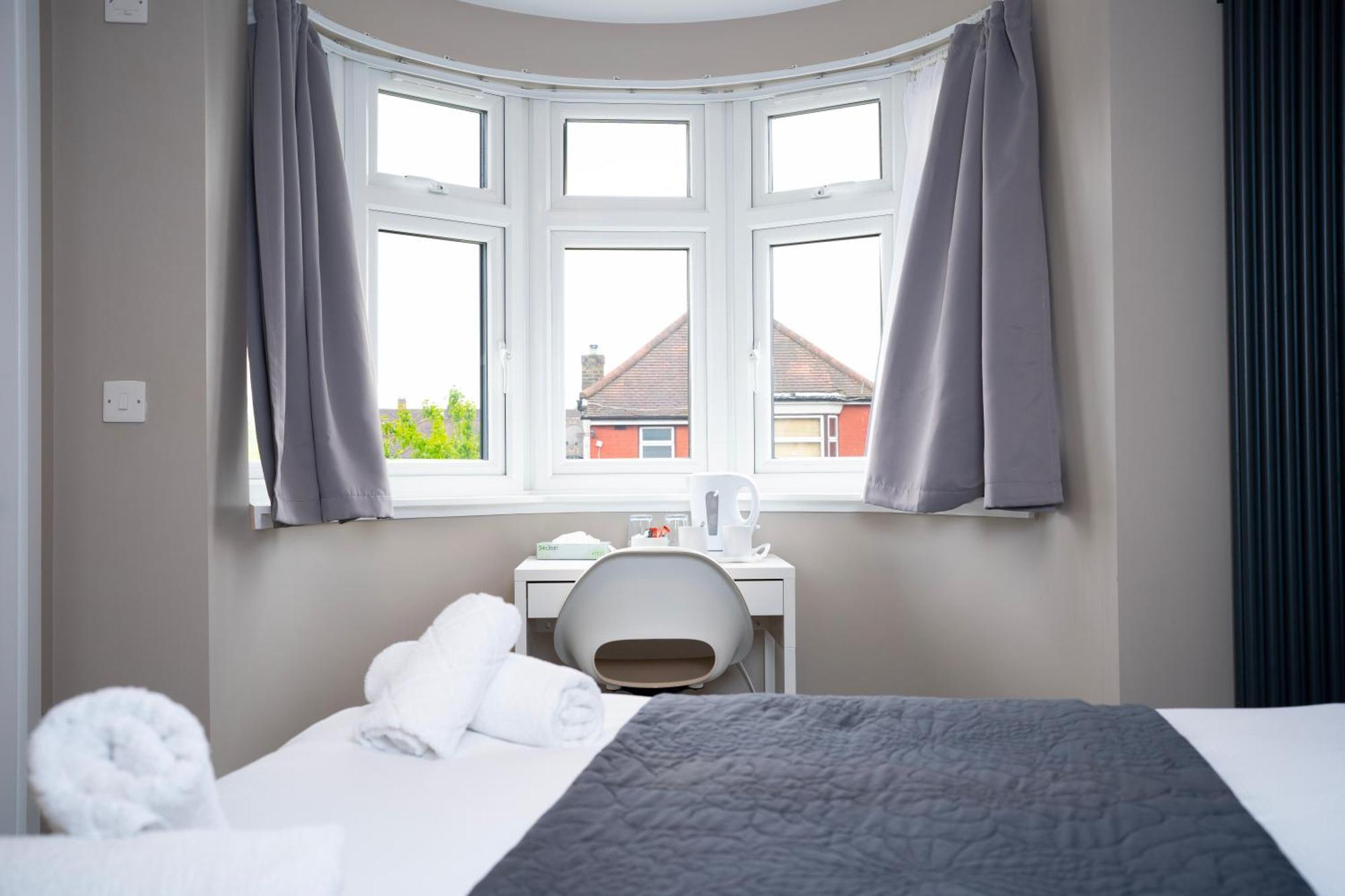 Paragraph Edmonton Palmers Green Εξωτερικό φωτογραφία