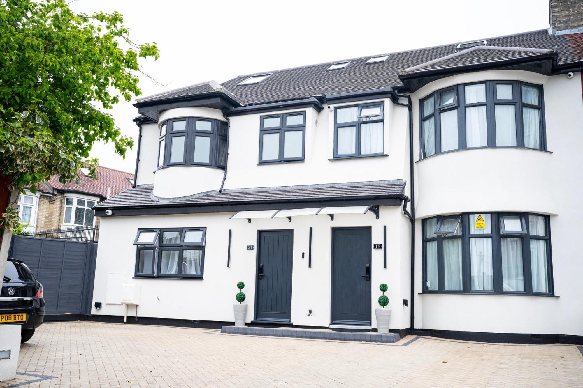 Paragraph Edmonton Palmers Green Εξωτερικό φωτογραφία