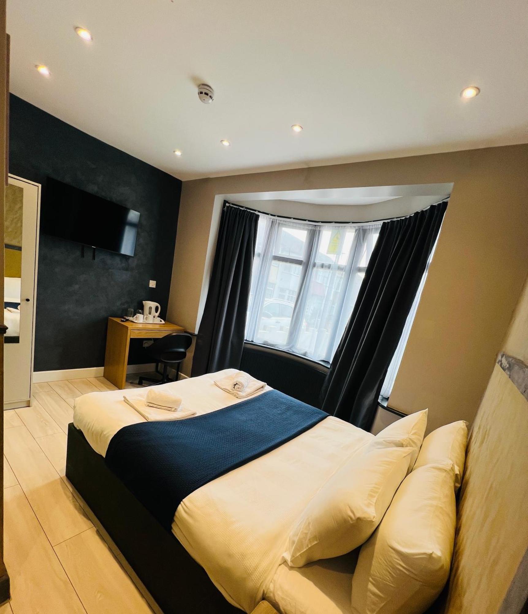 Paragraph Edmonton Palmers Green Εξωτερικό φωτογραφία
