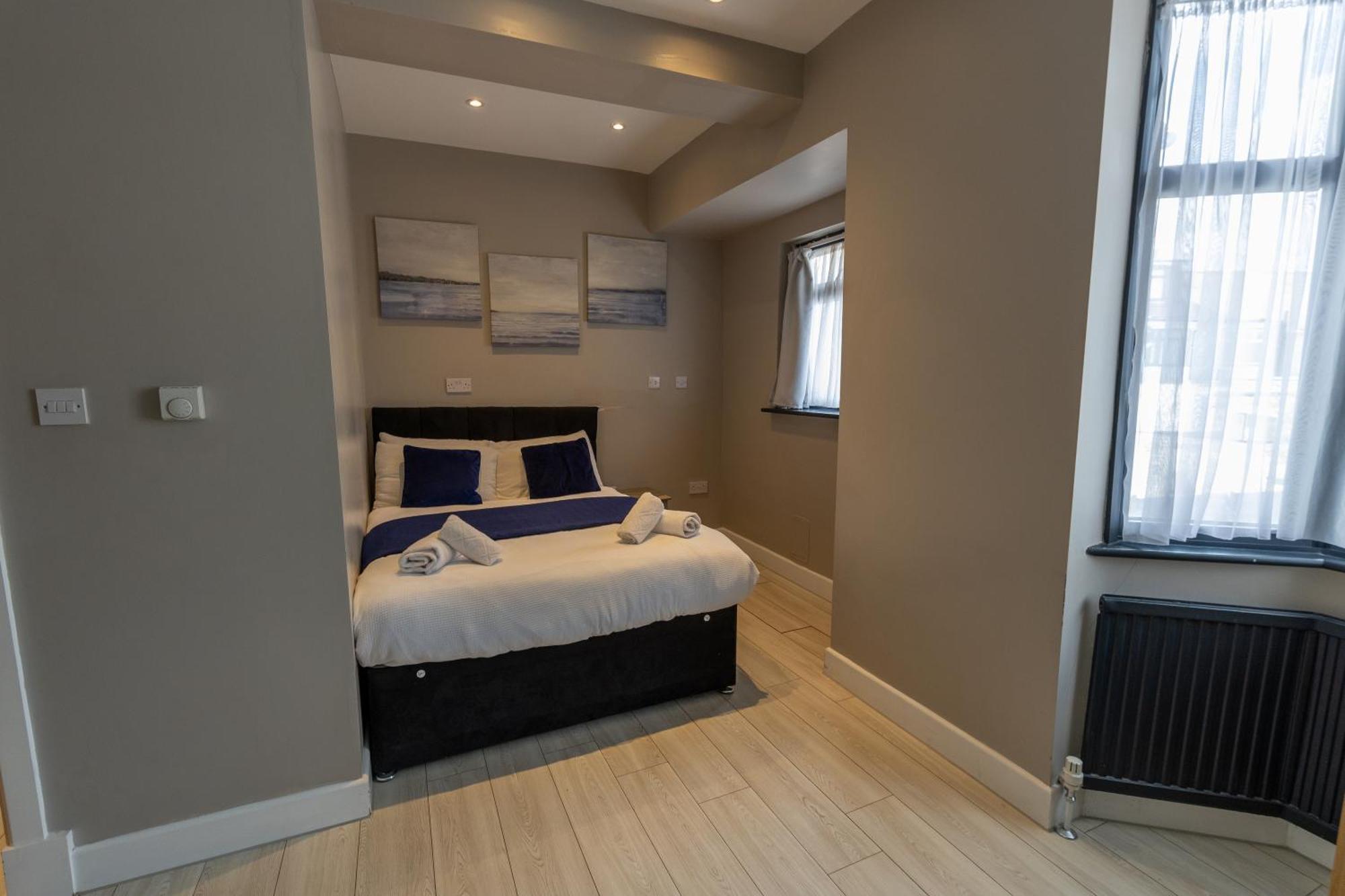Paragraph Edmonton Palmers Green Εξωτερικό φωτογραφία